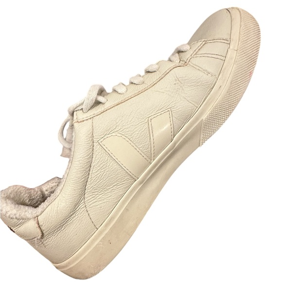 VEJA Women’s Campo Sneaker | Size 9 | Chrome-free Leather Pierre - Picture 2 of 6